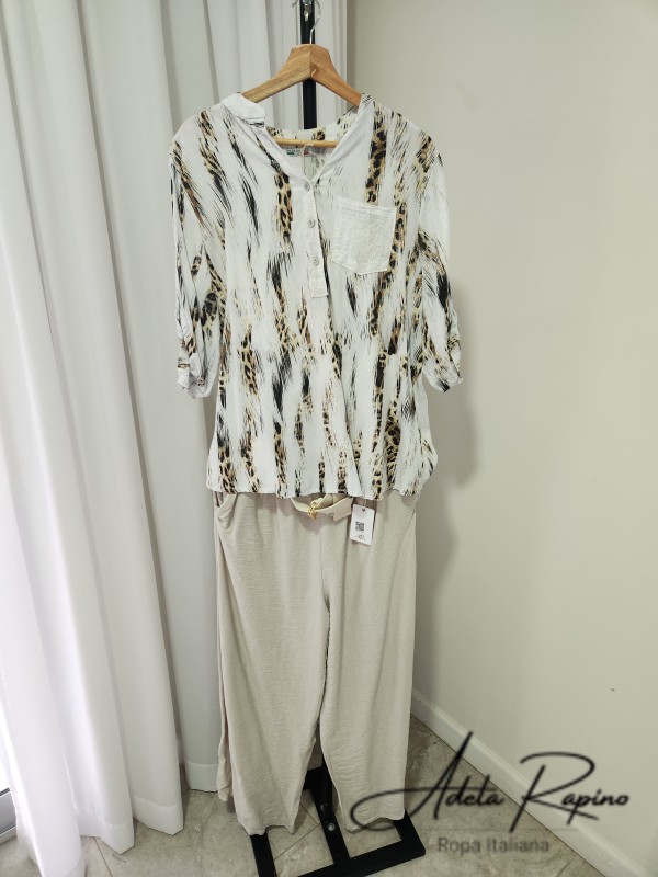 Pantalon con Cinto + Camisola estampada